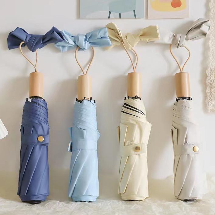 Plain Color Three-Fold Umbrella